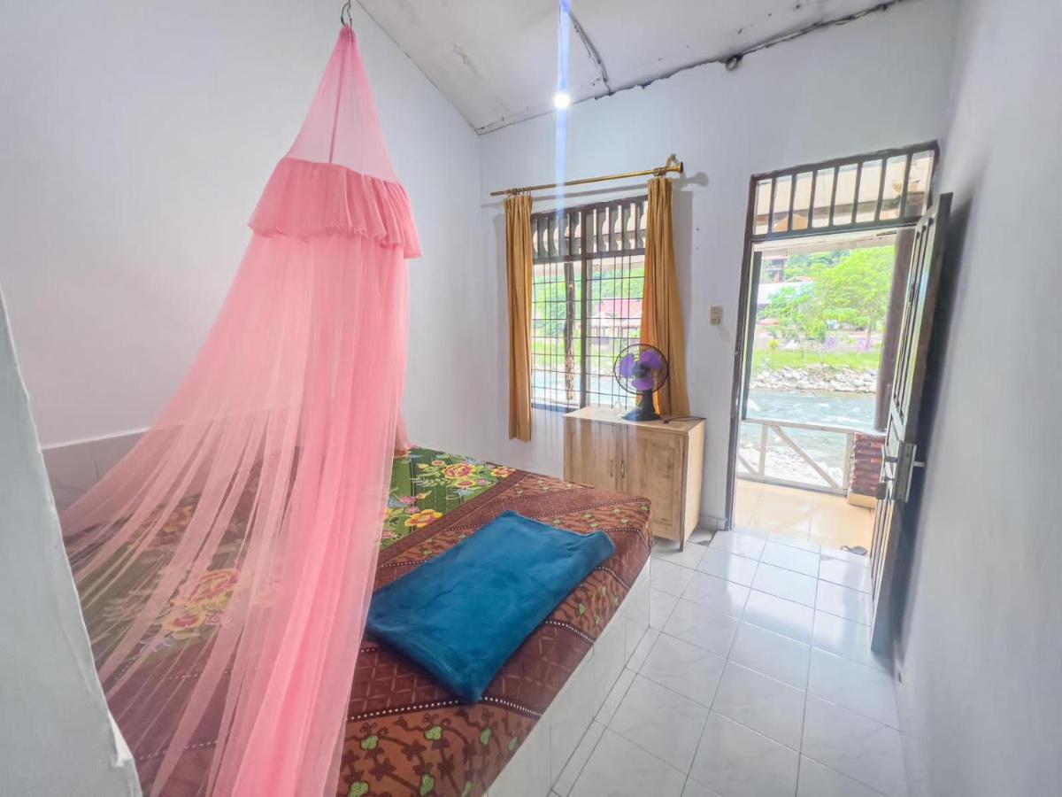 Hotel Umiyuki Jungle Tour Only Treking With As Bukit Lawang Exterior foto